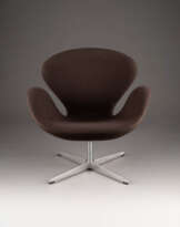 LOUNGE SESSEL 'THE SWAN'