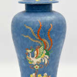 DECKELDOSE, polychrom bemaltes und glasiertes Porzellan , gemarkt, China um 1870 - Foto 1