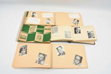 AUTOGRAMM-SAMMLUNG "DEUTSCHE STARS", vier Alben mit teils Autogrammkarten und signierten Bildern, Deutschland um 1960