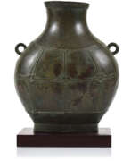 Östliche Zhou-Dynastie. Bronzeflasche Bian Hu, China,