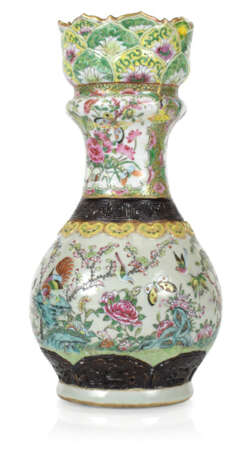 Vase, China, 19. Jahrhundert., Famille- - photo 1