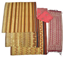 Fünf Textilien, 1. H. 20. Jahrhundert