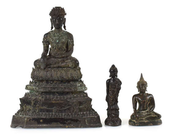Drei Bronzefiguren, Buddha - фото 1
