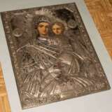 Gottesmutter Hodegetria mit Silberoklad - фото 4