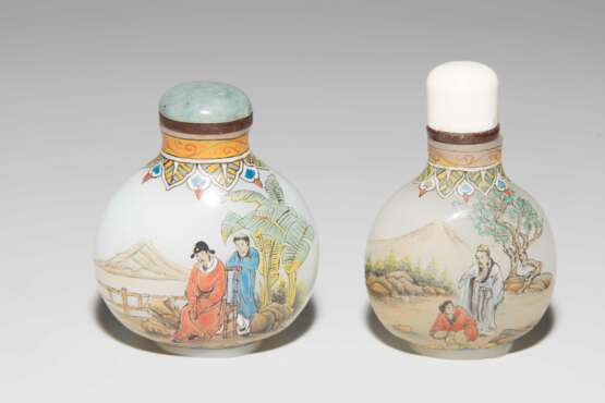 Lot: 2 Snuff Bottles - photo 2