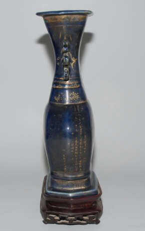 Vase mit Golddekor - photo 3