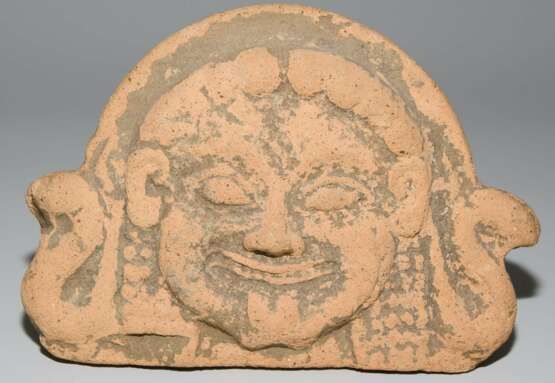 Gorgoneion-Antefix - photo 6