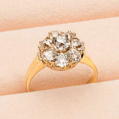 Petite Fleur Ring mit Diamanten