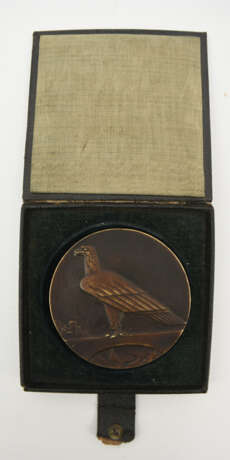 "EHRENPREIS DES REICHSPRÄSIDENTEN", Bronzemedaille mit Originalbox, Weimarer Republik 1930 - фото 2