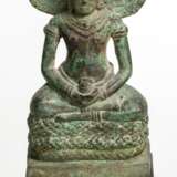 Sitzende Naga-Bronzefigur - фото 1