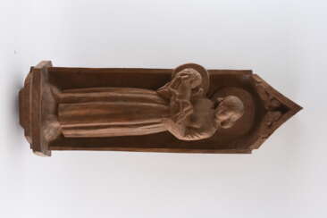 "MARIA UND JESUS", beschnitztes und gebeiztes Holz, 1. Hälfte 20. Jahrhundert.