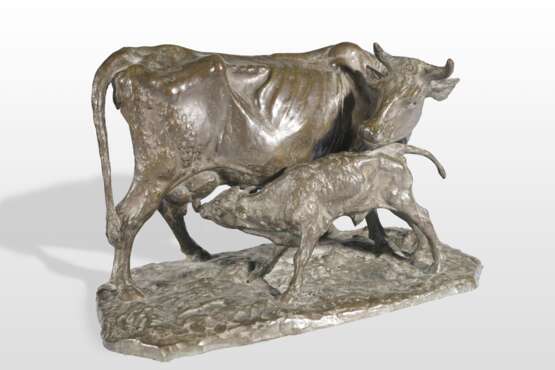 Ausdrucksstarke Bronze einer Kuh mit Kalb - Foto 1