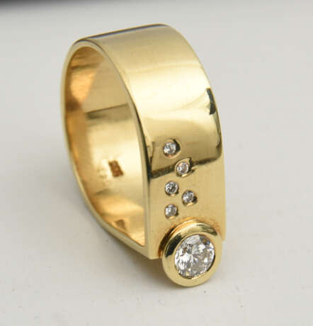 BRILLIANT-RING, 585 Gelbgold, 20. Jahrhundert - фото 4