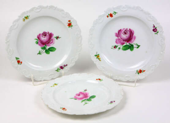 Meissen 3 Biedermeier Reliefteller - photo 1