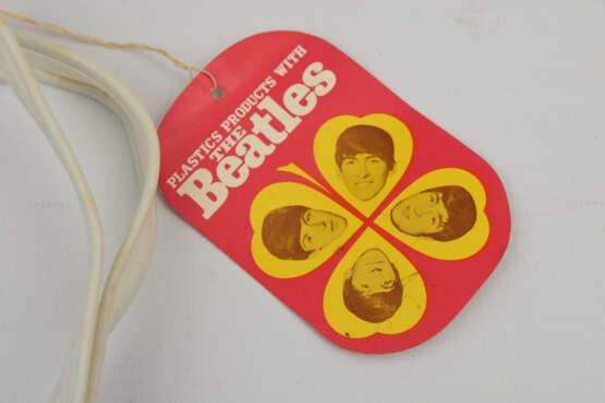 THE BEATLES- MEMORABILIA 9: Tasche, Wako Plastic, Japan 1966 - photo 3
