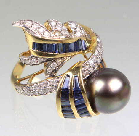 Design Ring mit Tahitiperle, Saphiren u. Brillanten - Gelbgold/WG 750 - photo 1