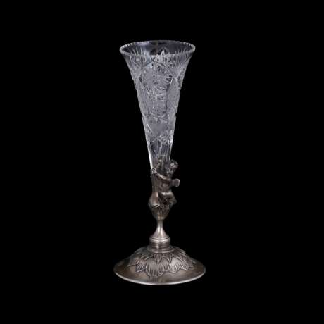 Серебряная ваза с литой фигорой "Путти" - фото 1