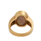 Ring mit Opal und kleinen Brillanten, - photo 4