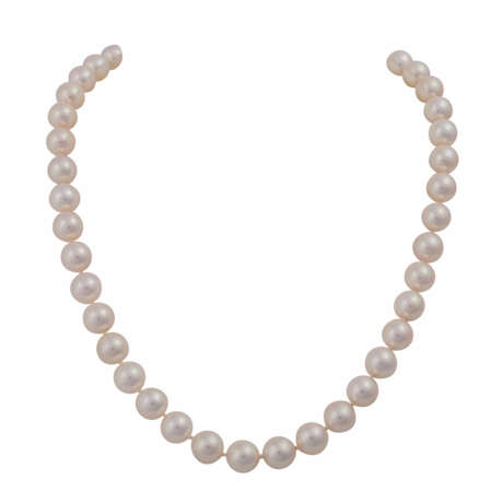 Perlenkette aus feinen Akoyazuchtperlen, - Foto 1