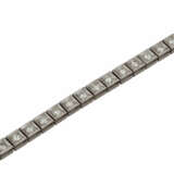 Rivière-Armband mit 36 Brillanten zusammen ca. 0,6 ct, - photo 4