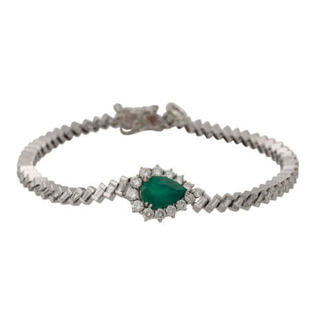 Armband mit Smaragdtropfen ca. 2 ct, Brillanten zusammen ca. 0,7 ct, - photo 1