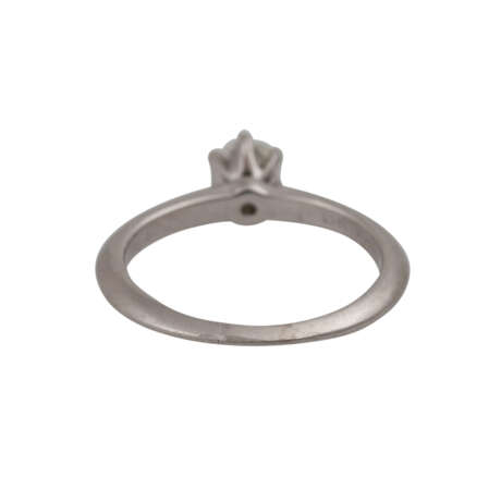 TIFFANY & CO Solitärring mit Brillant ca. 0,39 ct - photo 4