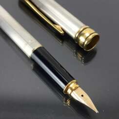AURORA: Patronenfüller / Füller / Fountain Pen: Sterling Silber, Beschläge vergoldet. Feder 585 / 14 K. Neuwertig.