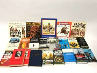 Sehr großer Posten militärischer Literatur. 23 Bücher Militaria sehr gut.