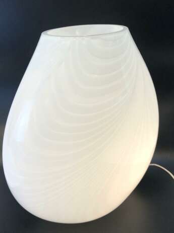 Glaslampe / Glasvase: "Voltolina". Murano, Handarbeit, sehr schön. Weiß. - Foto 3