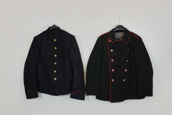 2 Uniformjacken Kaiserreich: 1. Dunkel blaue Jacke am Innenfutter beschrieben - Foto 1