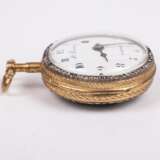 Карманные часы с бриллиантами и расписной эмалью - фото 4