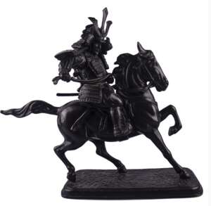 Скульптура « Самурай на коне»