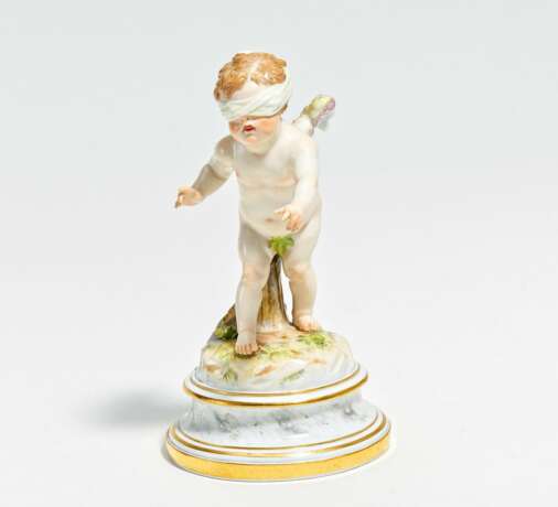 Meissen. Putto als Blinde Kuh - photo 1