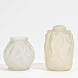 De Différents Milieux. Vase mit geometrischem Dekor und Vase mit Figurenfries - photo 1