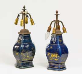 Paar sechseckige Vasen mit Vogeldekor