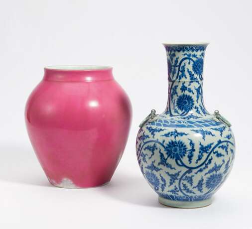 Bauchige Vase mit Lotos - photo 1