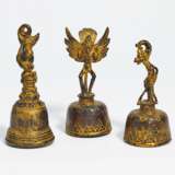 Drei Priesterglocken (ghanta) mit Hanuman, Jatayu und Togog - photo 1