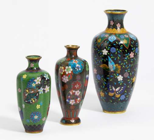 Drei Cloisonné-Vasen - photo 1