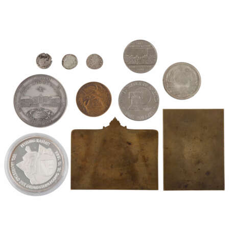 Medaillen, Plaketten und Münzen - Konvolut mit unter anderem - фото 2