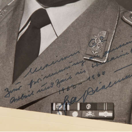 6 Militaria Autographen, Mitte 20. Jahrhundert. - - photo 6