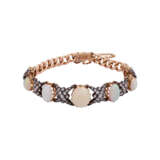 Armband mit 7 ovalen Opalen und Altschliffdiamanten, - фото 1
