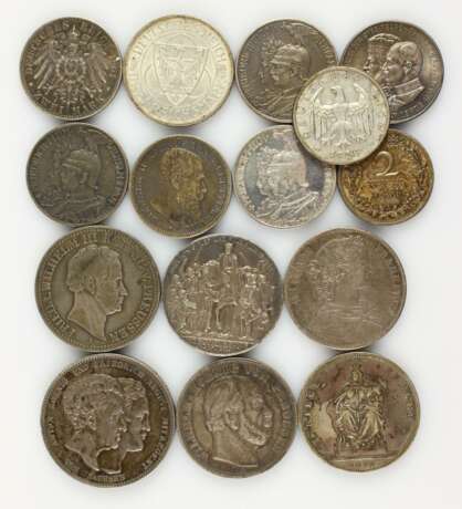 Konvolut von 15 Silbermünzen, - Foto 2