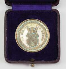 Baden: city fire Department, Baden, medal for 25 years of service, in a case.