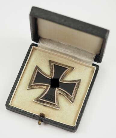 Eisernes Kreuz, 1939, 1. Klasse, im Etui - Wiedmann. - Foto 1