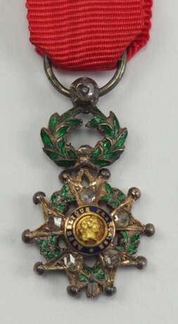 Frankreich: Orden der Ehrenlegion, 11. Modell (ab 1962), Ritterkreuz Miniatur - mit Diamant-Besatz. - Foto 1