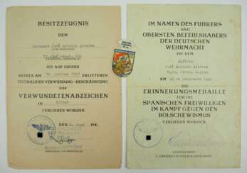 Urkundenpaar für einen Leutnant der Spanischen Freiwilligen Legion.