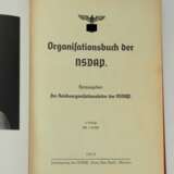 Organisationsbuch der NSDAP - 3. Auflage. - photo 2