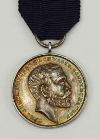 Schwarzburg-Sondershausen: Medaille für Kunst und Wissenschaft, Fürst Karl Günther, Silberne Medaille. - photo 1