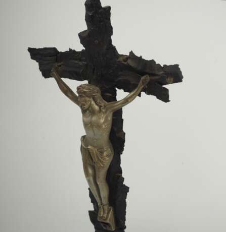 Grabenarbeit - Jesus am Kreuz. - photo 2