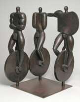 Figurengruppe 'Drei Einradfahrer in der Balance'